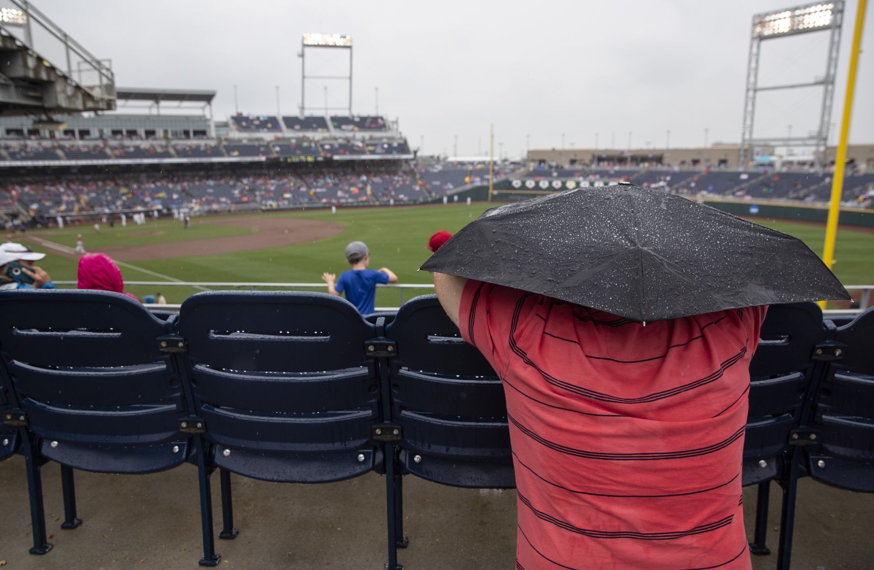 Auburn vs. Louisville at the College World Series